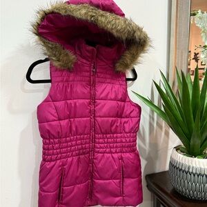 New York & Company Fuchsia Puffer Vest